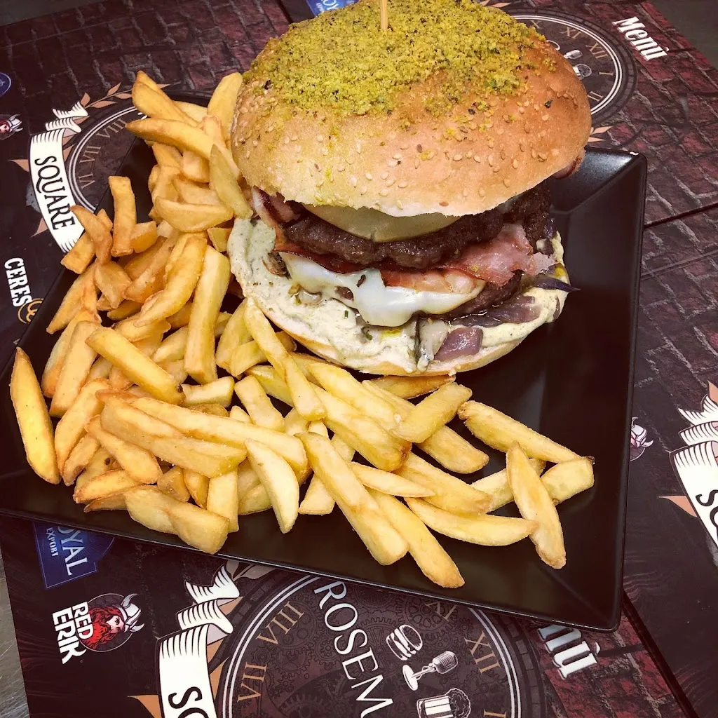 Rosemary’s Square Belpasso_Belpasso_slider_image_3