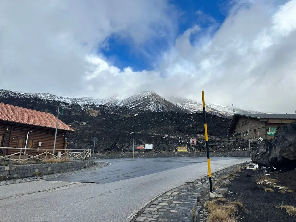 Milica Milojevic_Monte Gebel_Belpasso_review