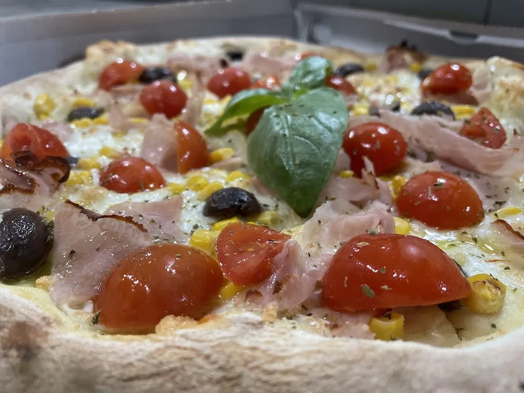 Pizzeria Safara’_Belpasso_slider_image_1