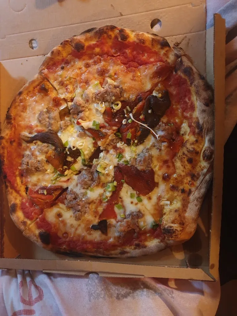 TeamCentralina_Grande Pizza Qui_Belpasso_review