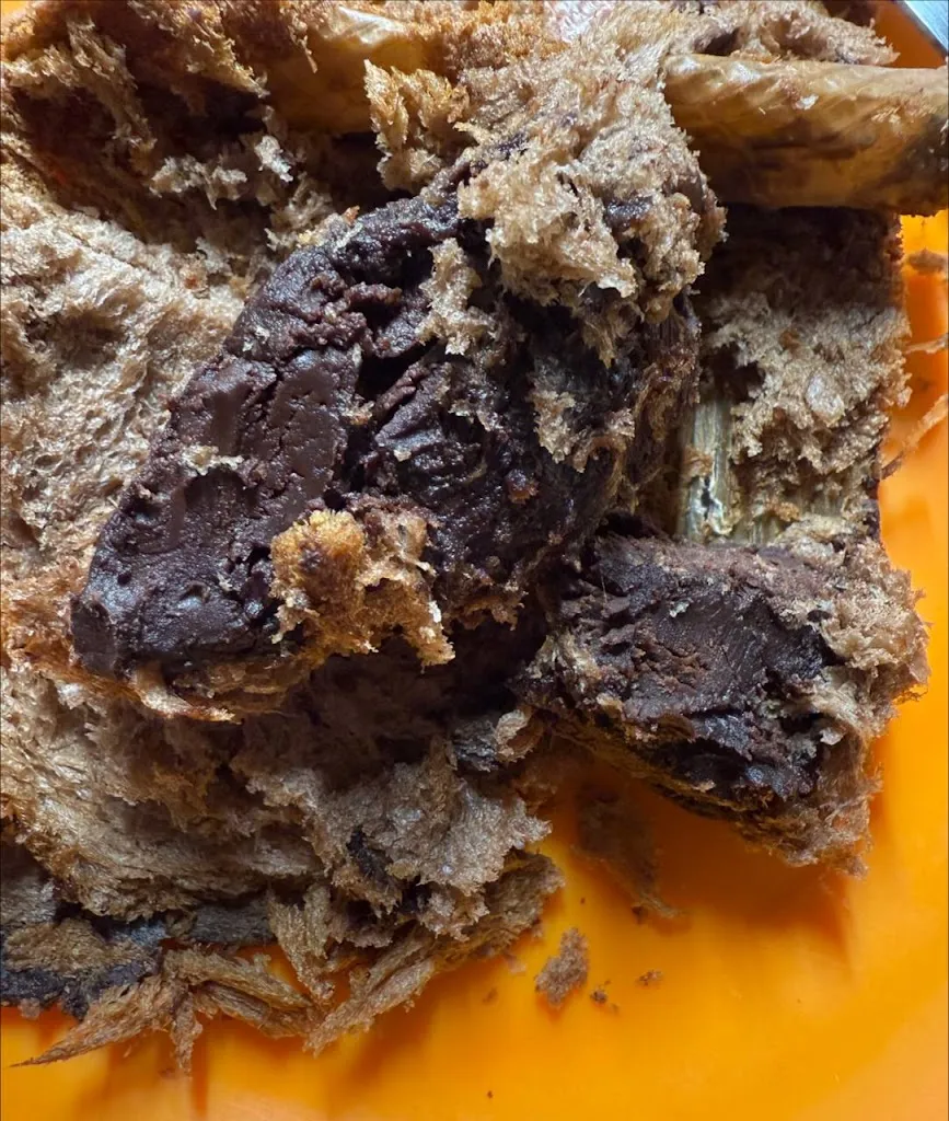 Eva Albanesi_Frank Bar_Belpasso_review