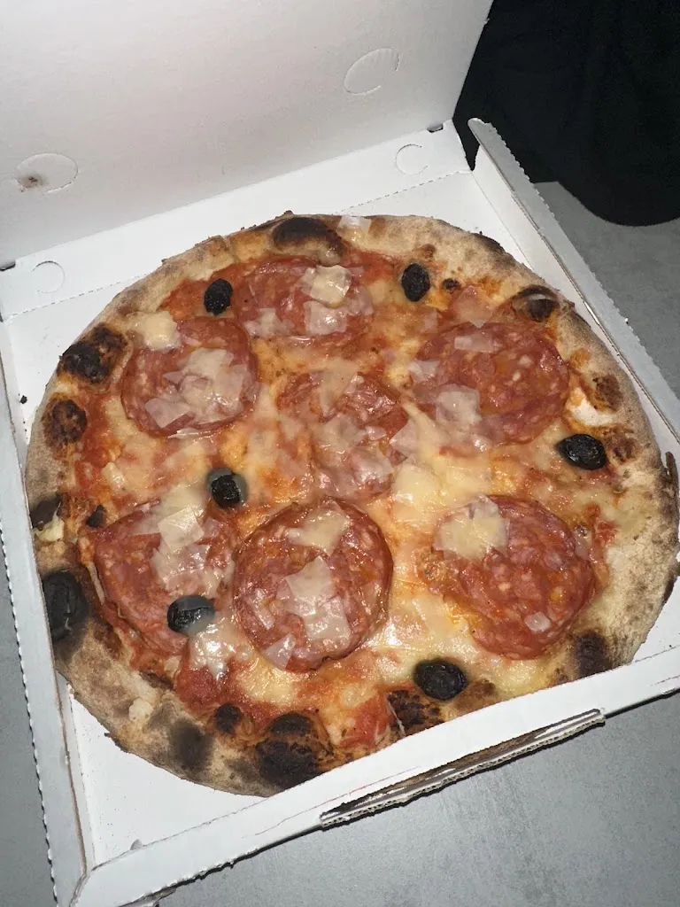 Ashley Tagye_A Trattoria Pizzeria Sicula - Avola_Avola_review