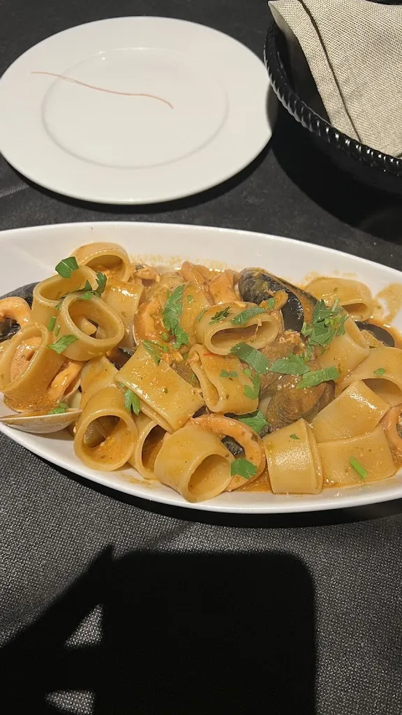 Michelle H._La Prua_Avola_review