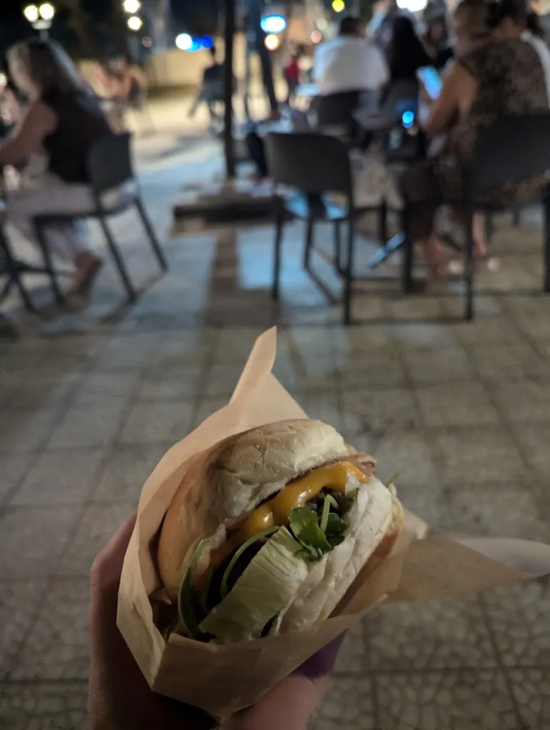 Niklas Parhammer_Oscialè Street Food_Avola_review