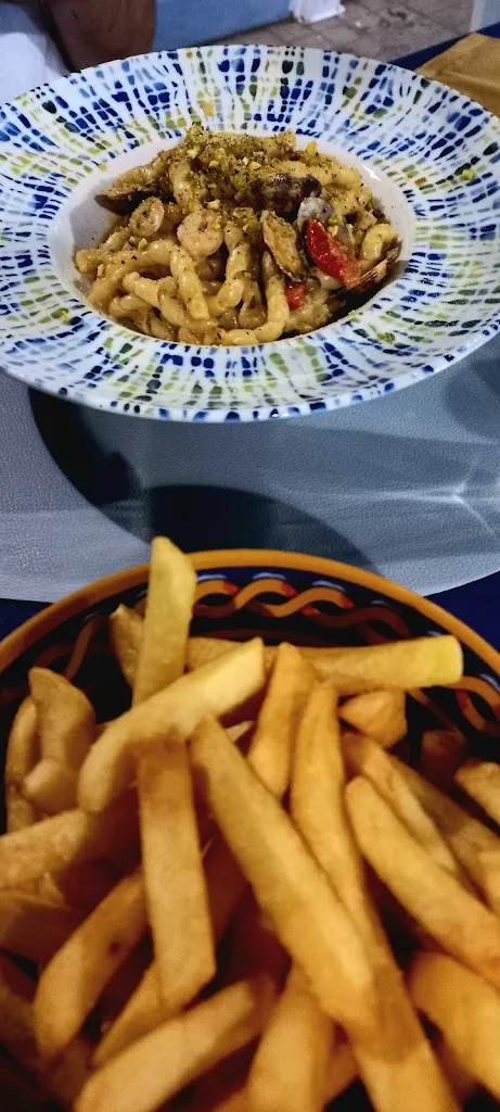 Michelle Vella_Retrogusto_Avola_review