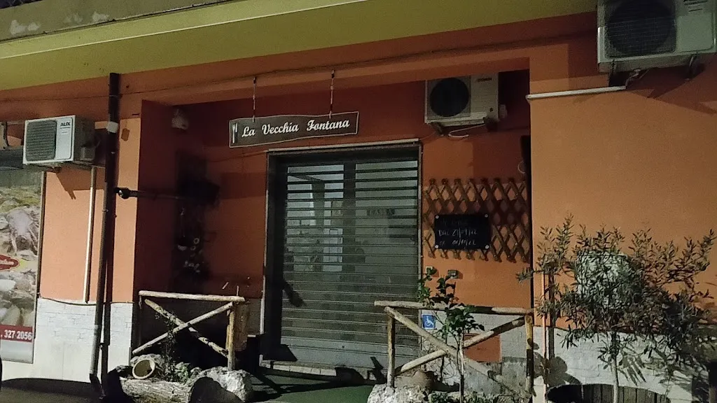 La Vecchia Fontana restaurant in Avola