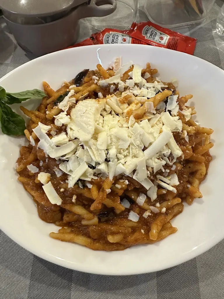 Vlad Nireseanu_L' ESAGONO RISTORANTE PIZZERIA_Avola_review