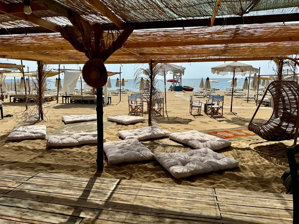 VORIA BEACH_Avola_slider_image_3