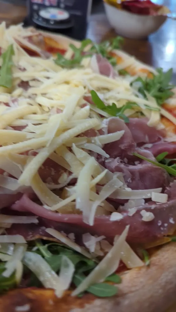 Pizzeria Fuori Binario_Avola_slider_image_2