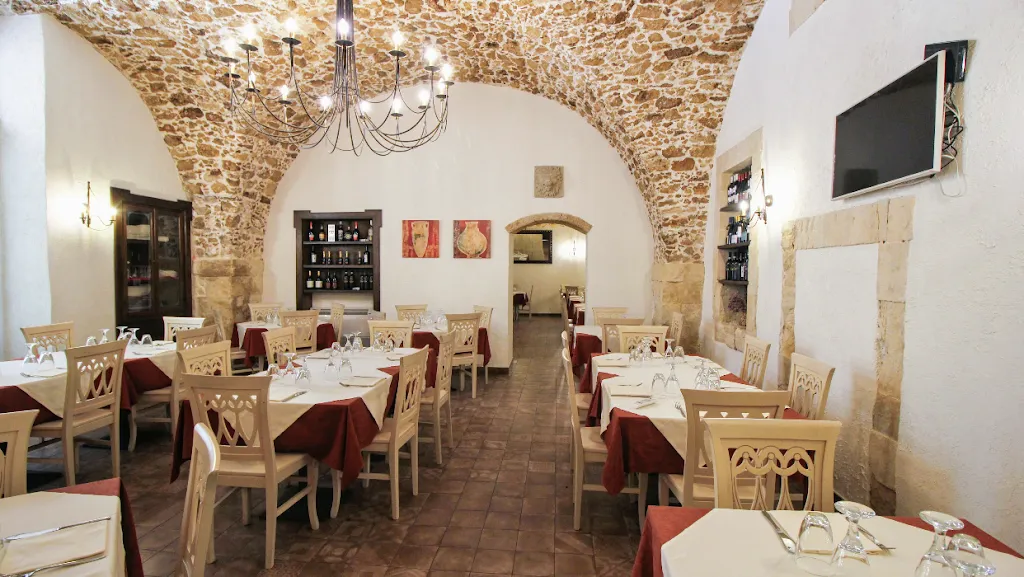 La Corte D' Aragona restaurant in Avola