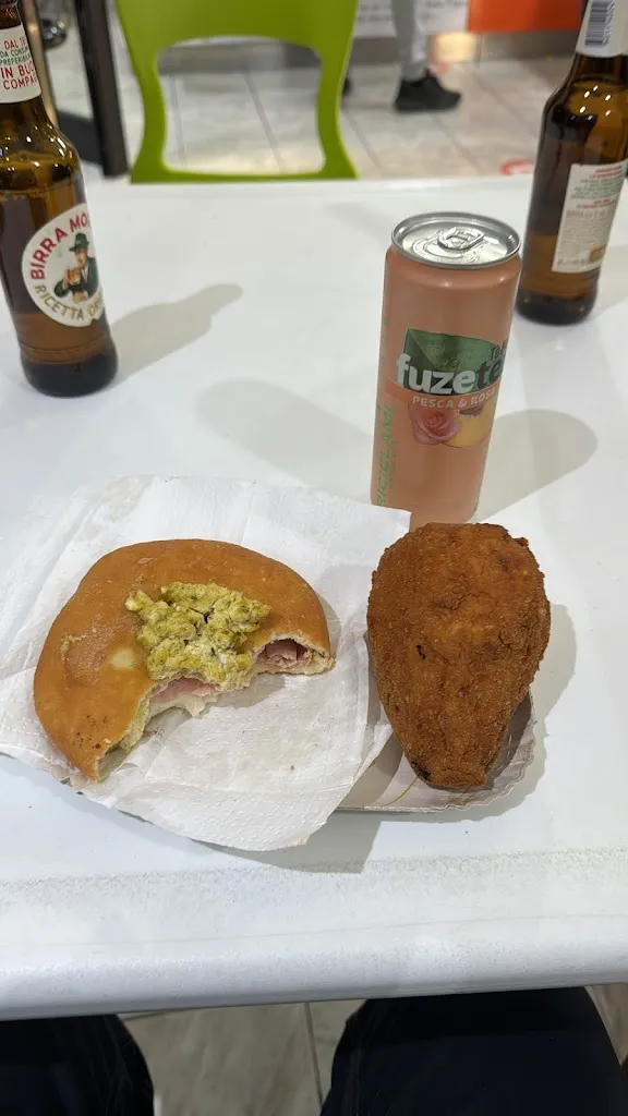 La Gustosa Gastronomia Girarrosto_Avola_slider_image_3