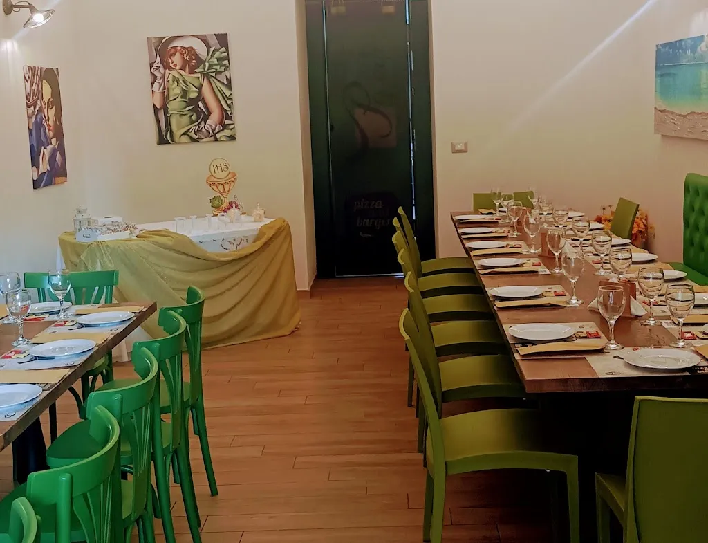 Piquadro Risto Pizza&Burger restaurant in Avola