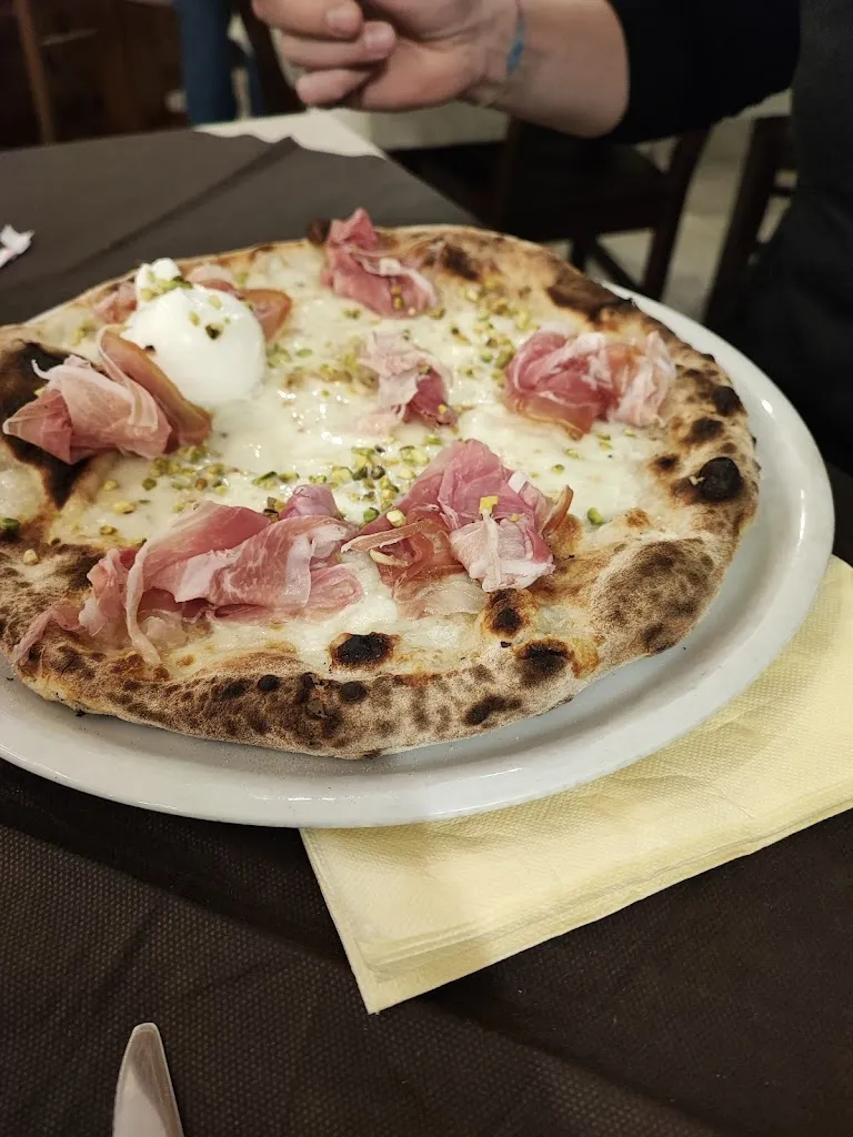 Red Pepper_Gioia del Colle_slider_image_3