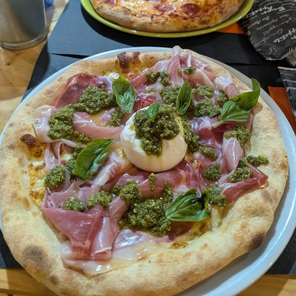 Mangiunizzu Pizzeria Avola_Avola_slider_image_3