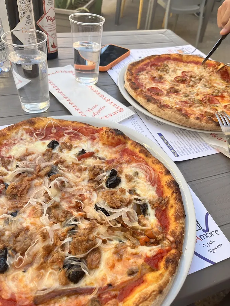 Pizzamore restaurant in Avola