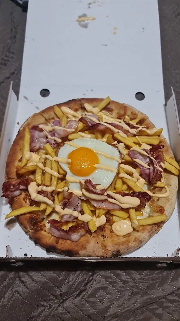 Pizzamore_Avola_slider_image_3