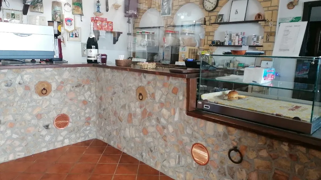 Bar trattoria Pizzeria Cava Grande Ra Zia Gina_Avola_slider_image_1