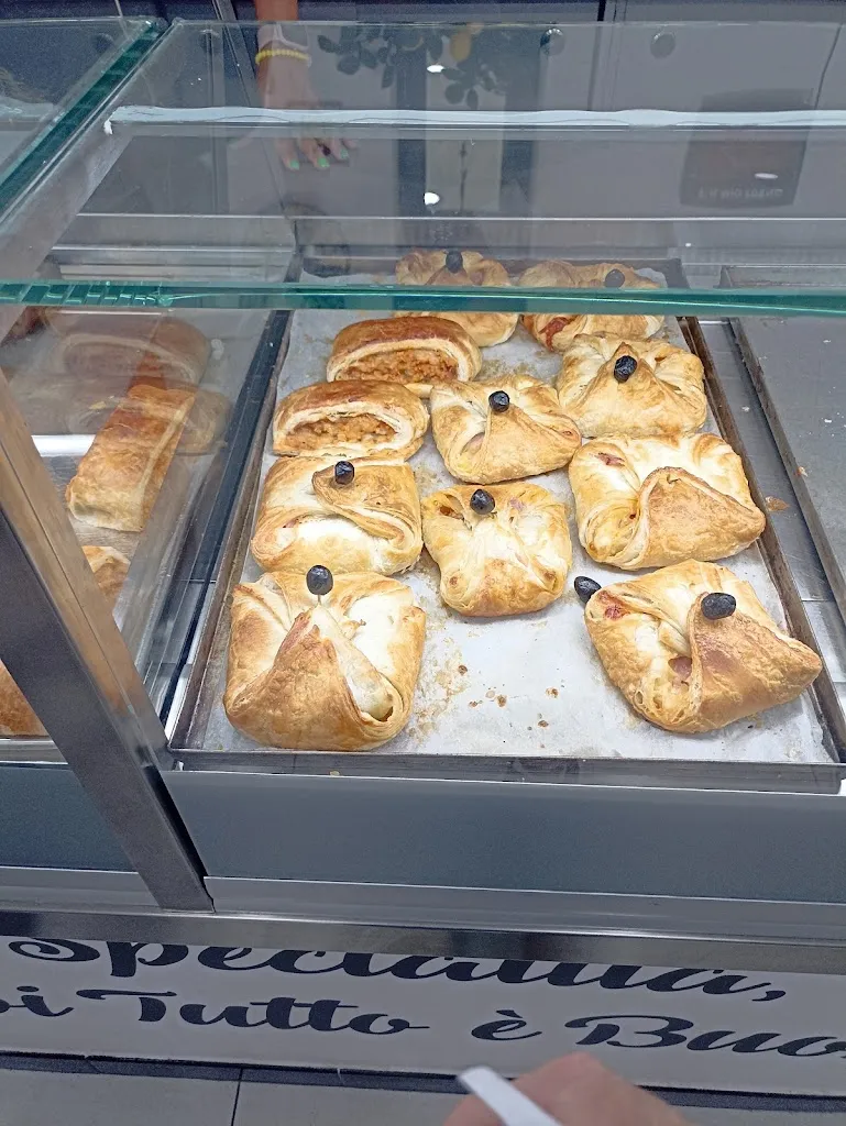 Paolo Clementi_Rosticceria Pizzeria Pizzoleria La Fenice di Ignogna - Avola_Avola_review