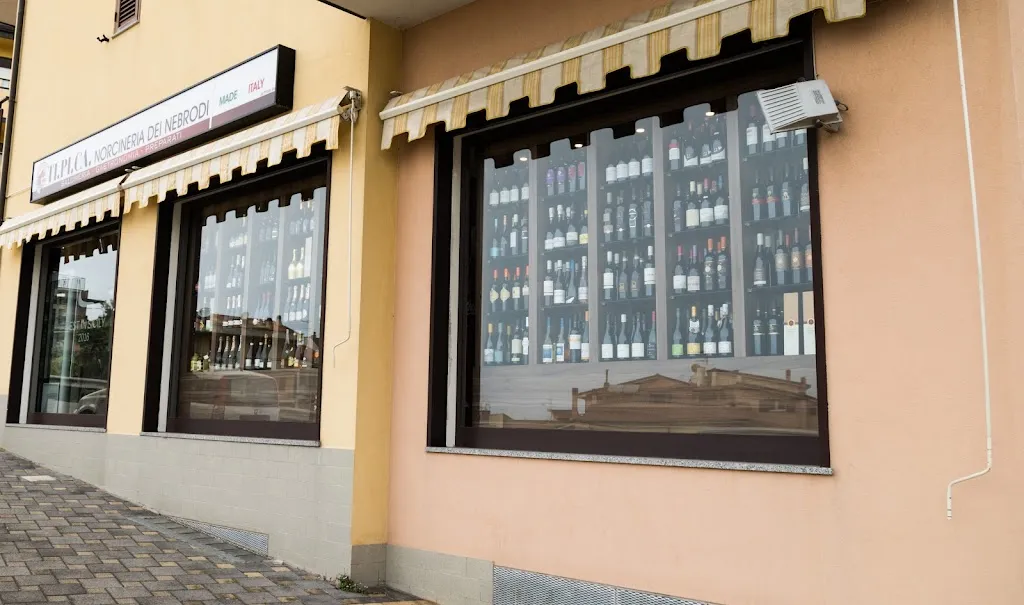 Tipica Norcineria Dei Nebrodi_Brolo_slider_image_1