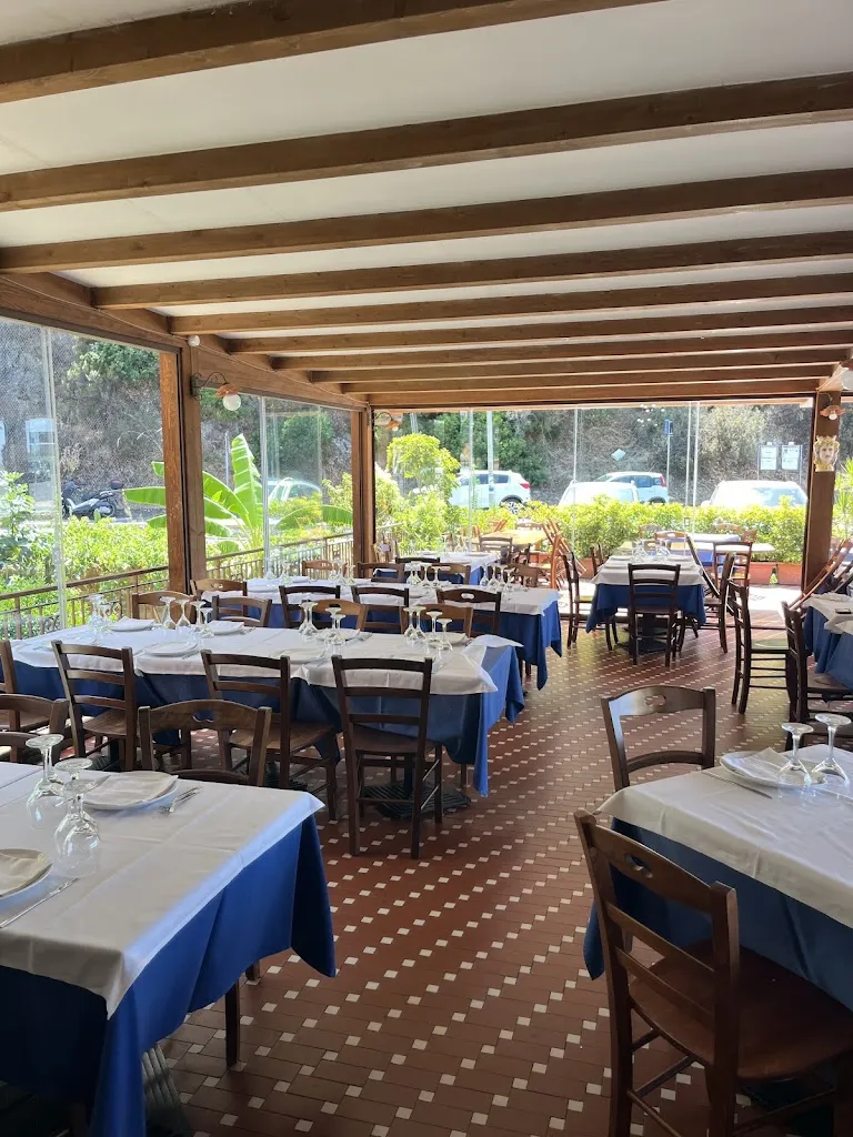 Ramon restaurant in Brolo