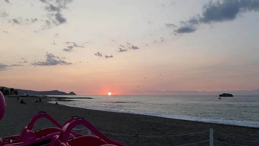 Triskele Beach Club_Brolo_slider_image_2