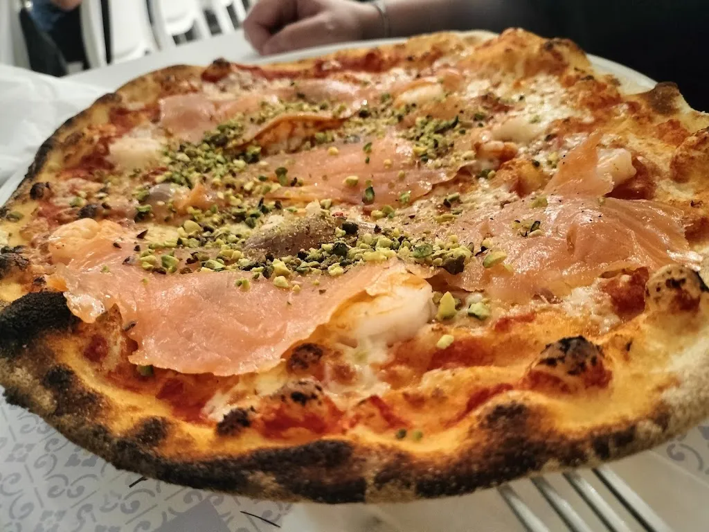 Triskele Beach Club_Brolo_slider_image_3