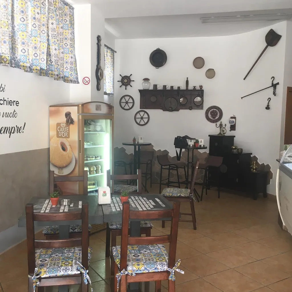 BAR POKER DI S restaurant in Brolo