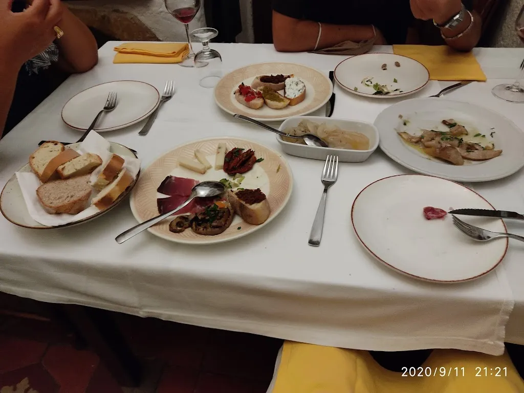 Menu_U Locale_Buccheri_immagine_6