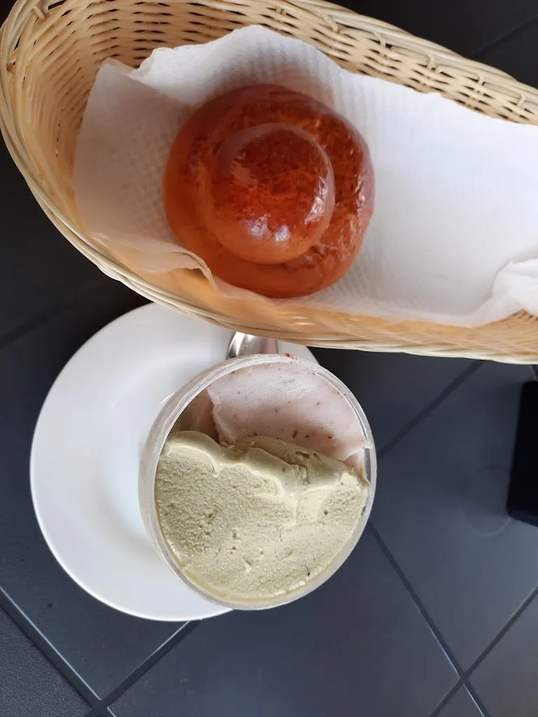 Luca A (Agnus)_Montelauro Pizzeria Bar_Buccheri_review