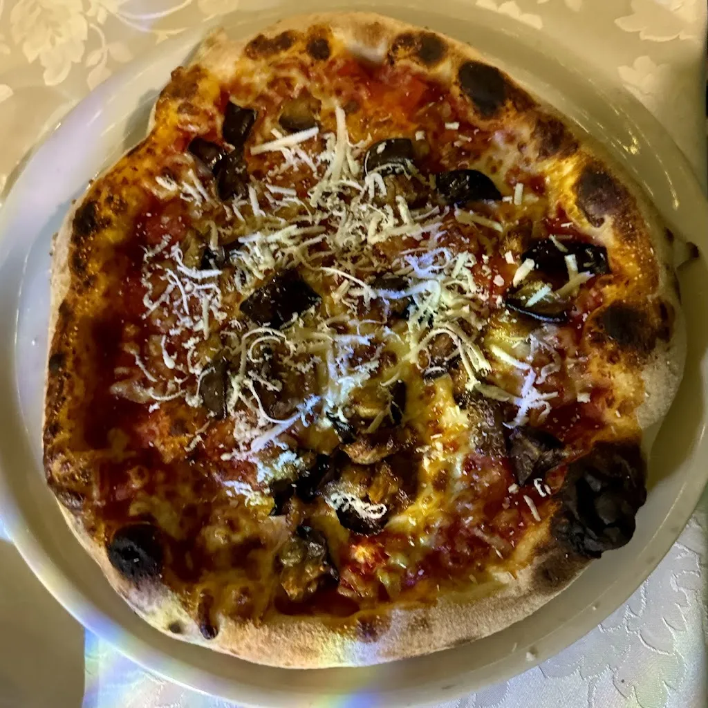 Ristorante Pizzeria La Pineta_Buccheri_slider_image_3