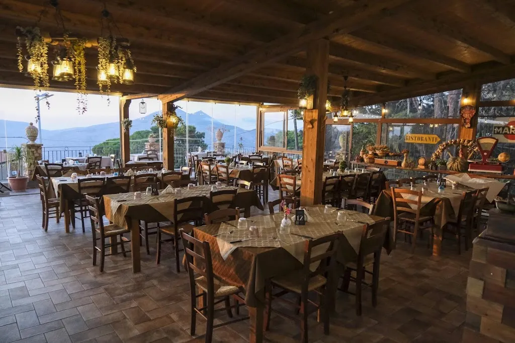 Al Camino restaurant in Borgetto