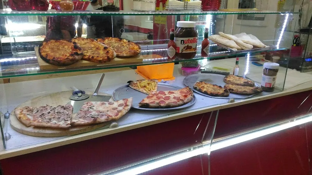 Spizzica e Muzzica restaurant in Borgetto