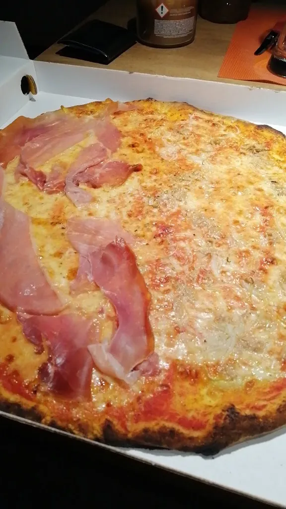 Francesco Monacò_Pizzeria L'antico Ritrovo_Borgetto_review