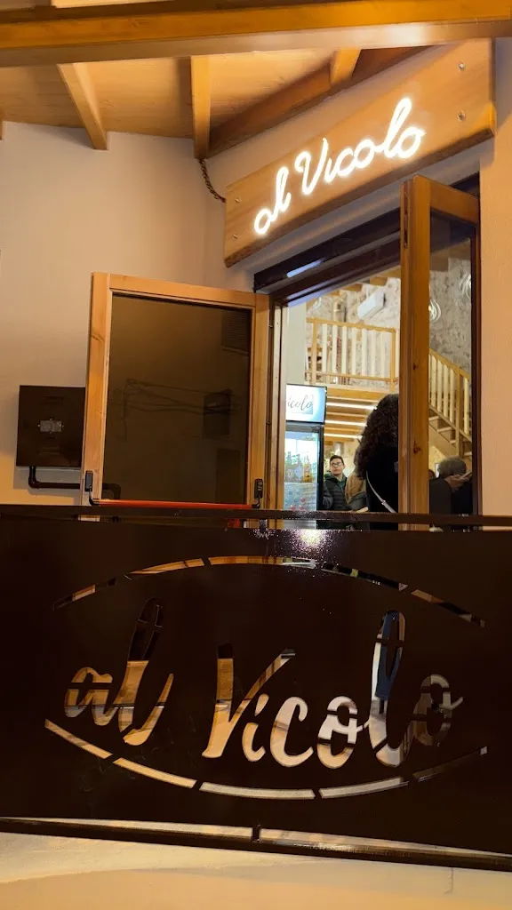 Al Vicolo pizzeria-Hamburgeria_Borgetto_slider_image_1