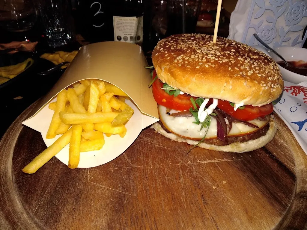 Rebecca F_My American Burger_Borgetto_review