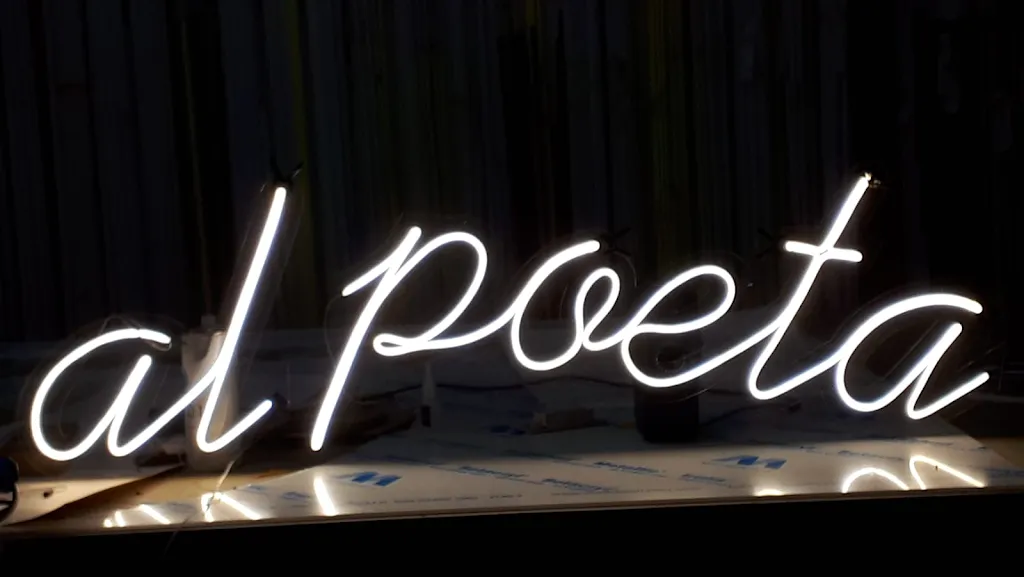 Al Poeta Tabaccheria e Caffetteria_Calascibetta_slider_image_3