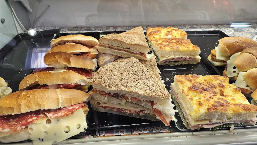 Rémi “ripseven” Paupert_Panetteria caffetteria Minaudo_Buseto Palizzolo_review