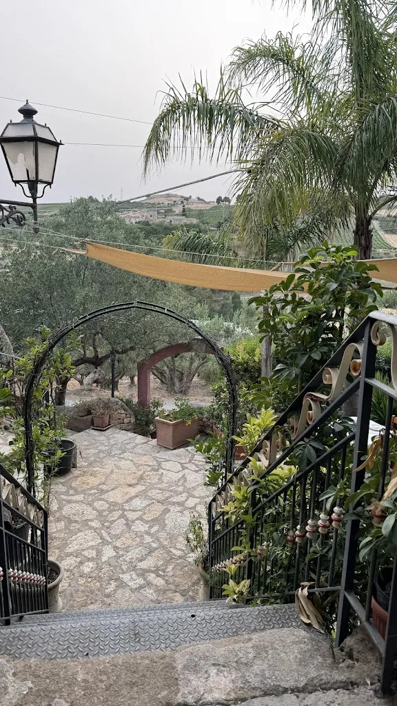 Cyra Lubbers_“U Pittusu” | Ristorante Pizzeria_Buseto Palizzolo_review