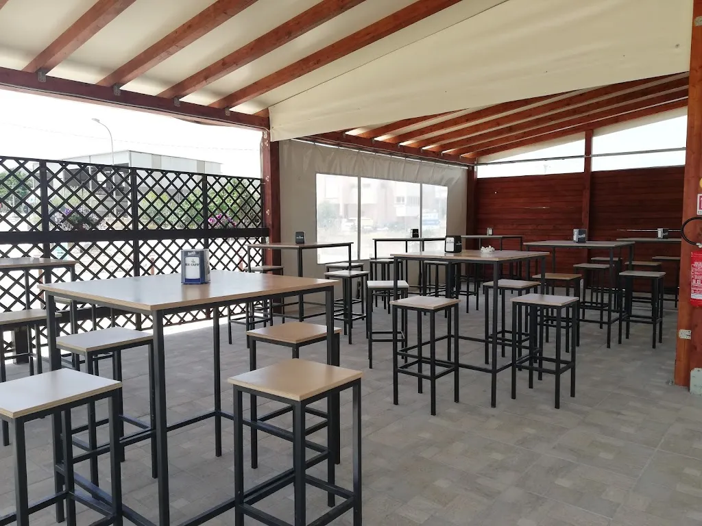 Burger Point restaurant in Buseto Palizzolo