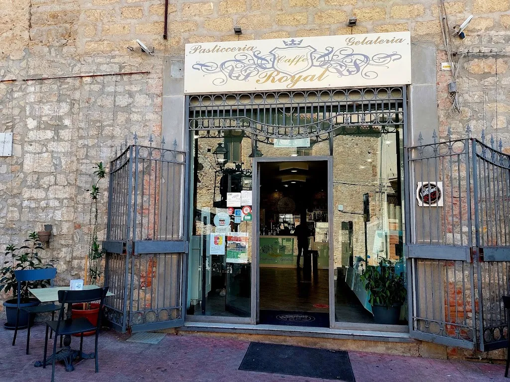 Rob Bosters_Caffè Royal_Caccamo_review