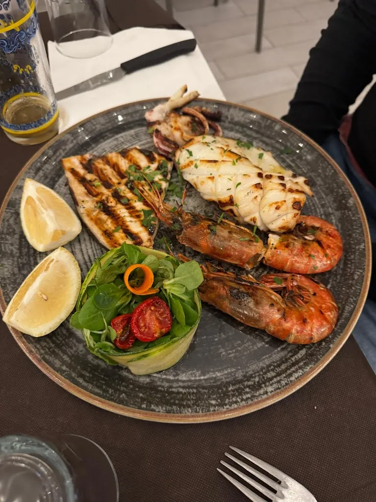 Menu_Pizzicotto da Napoli_Brucoli_image_6