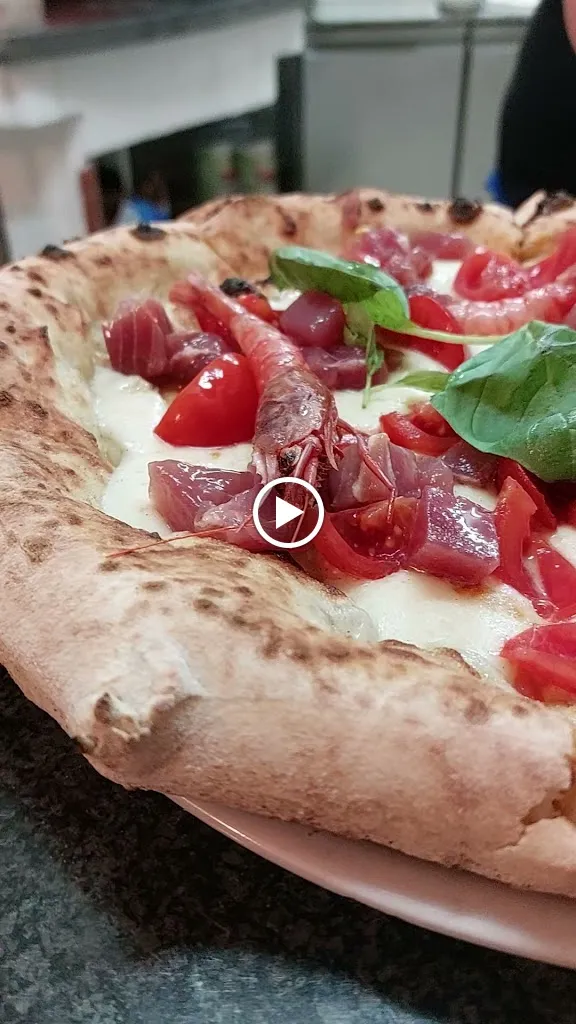 Pizzicotto da Napoli_Brucoli_slider_image_2