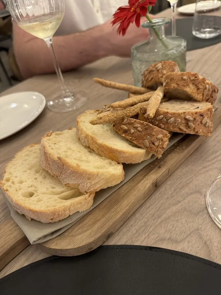 Darren Bown _Donna Floriana Bistrot, Brucoli_Brucoli_review