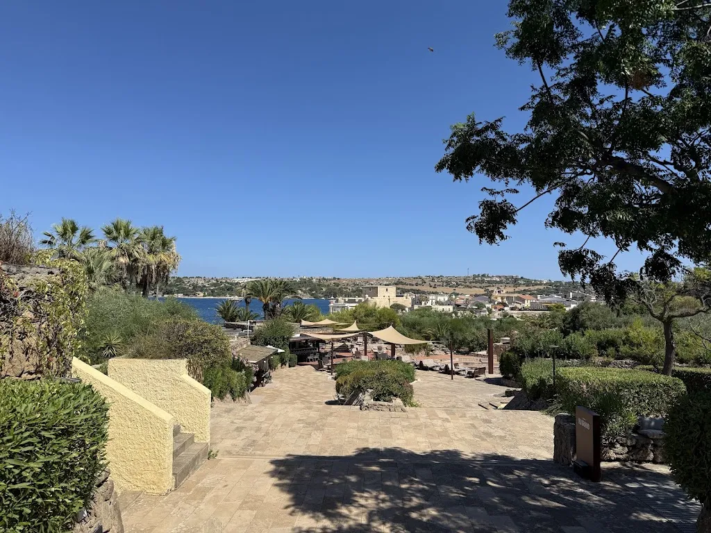 Jonas Radelfinger_Mangia’s Brucoli, Sicily, Autograph Collection_Brucoli_recensione