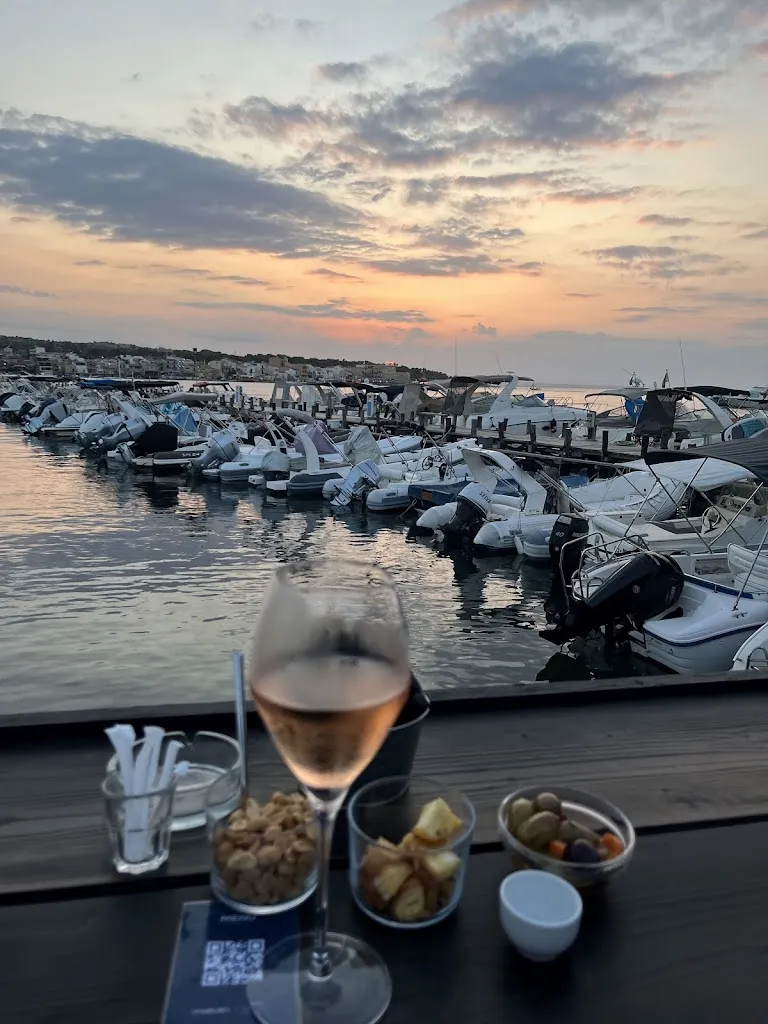 Karena Ham_Makāri Mare di Brucoli_Brucoli_review