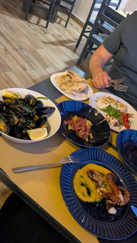 Mandy_Pizzeria Miramare_Brucoli_review