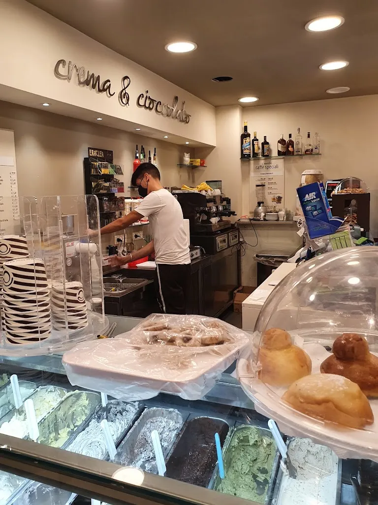 giuseppe toro_Crema e cioccolato_Brucoli_review