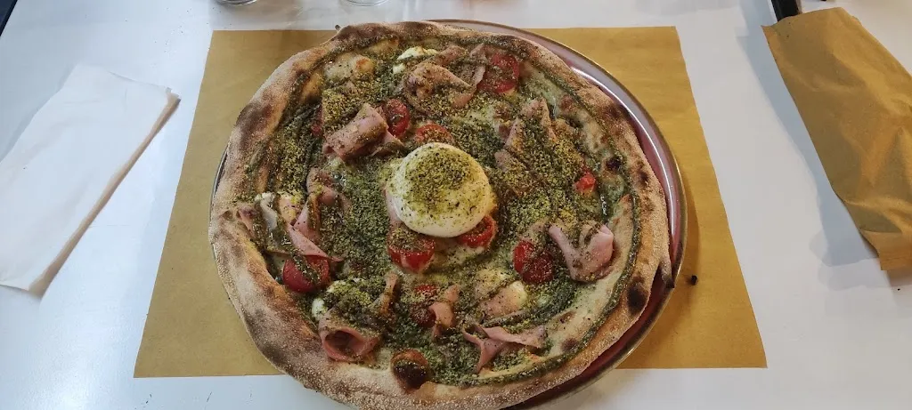 Clément Desperrier_La Tana Dell'Orso Di Spinella Giuseppe_Calatabiano_review