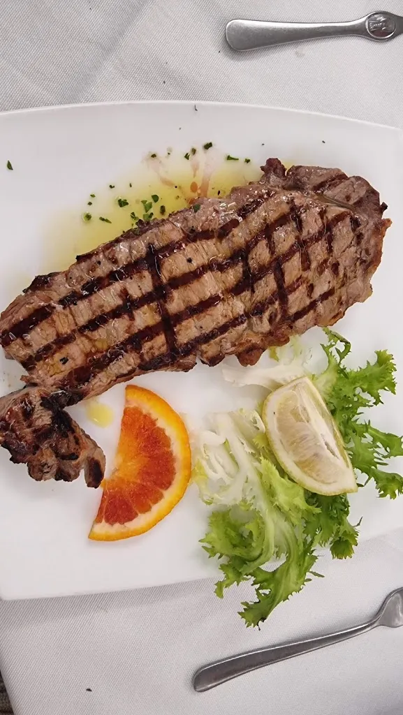 Benedict Carter_Blue Ice di Nocera Giuseppe_Calatabiano_review