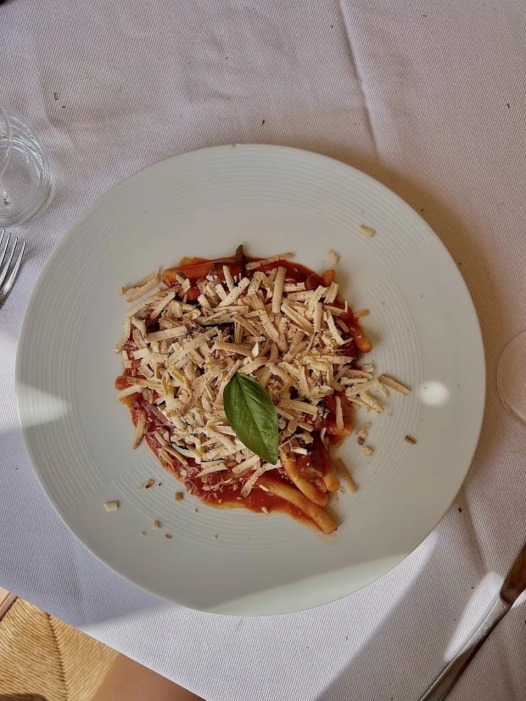 Aygul Y_Blue Ice di Nocera Giuseppe_Calatabiano_review